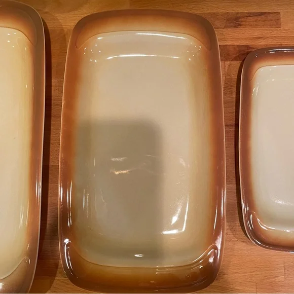 Set of Three Brown and Cream Ceramic Serving Dishes - Picture 3 of 6